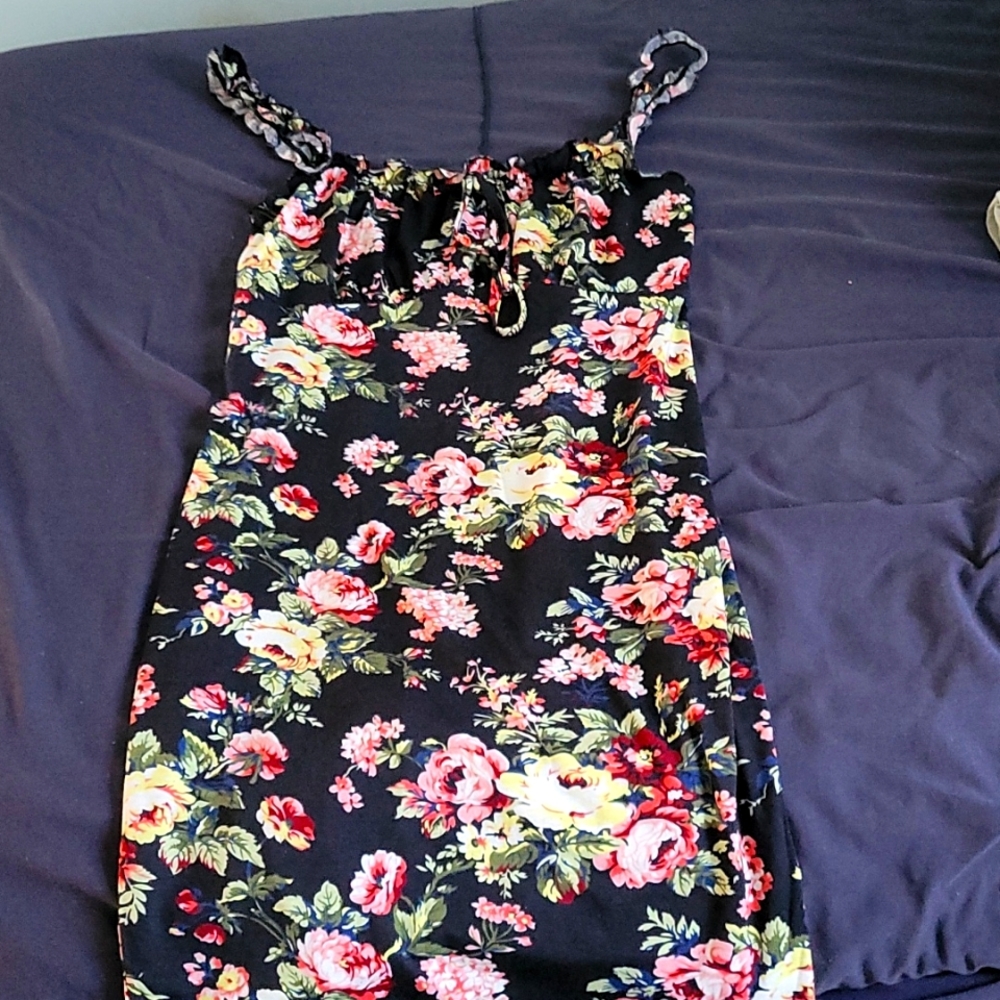 Super Cute Floral Dress Tie Up Front